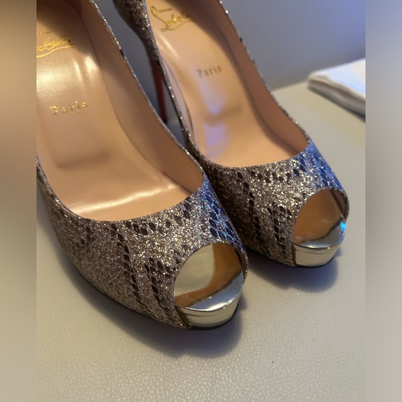 CHRISTIAN LOUBOUTIN
Animal Print Glitter Accents Pumps - Picture 12 of 13